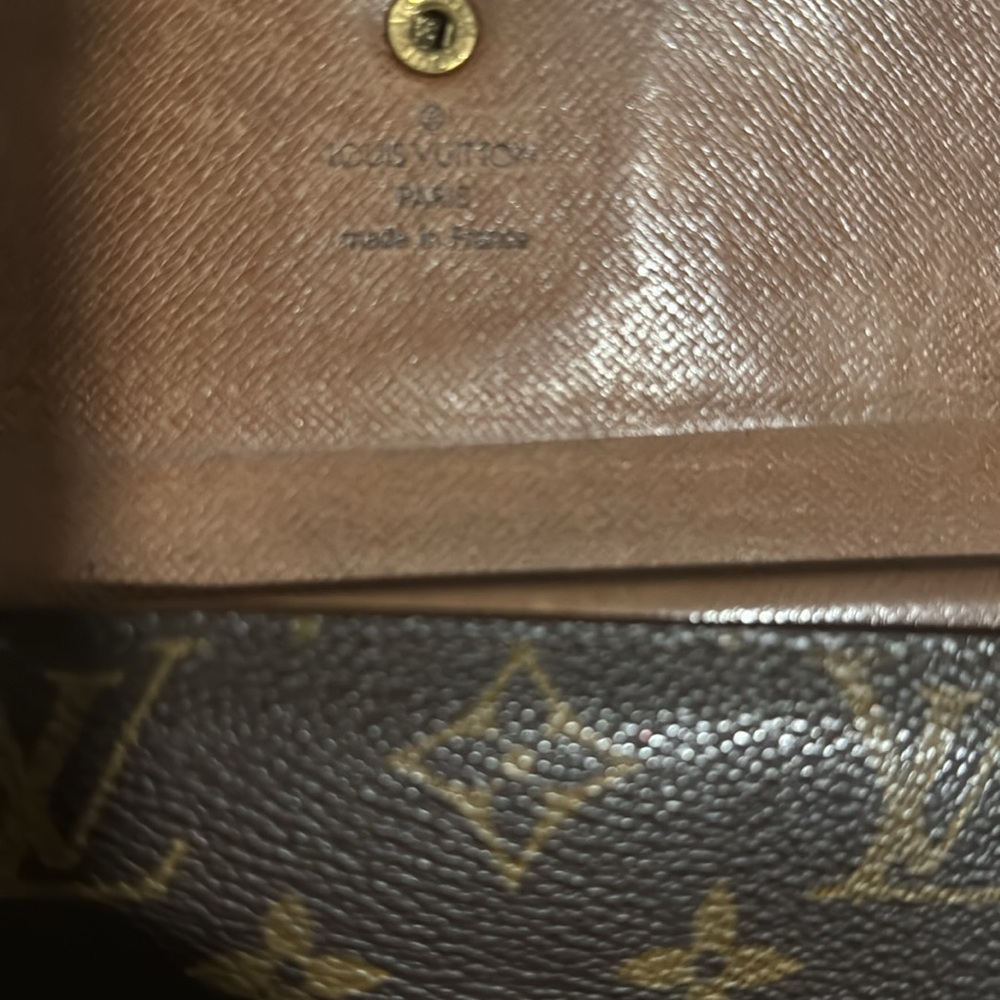 Louis Vuitton Monogram Porte Tresor - Picture 10 of 13